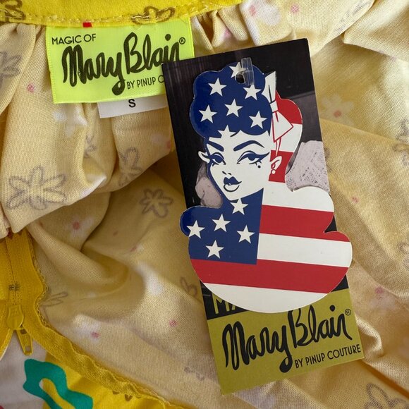 Pinup Girl Clothing Mary Blair Yellow Train Skirt - Picture 5 of 6